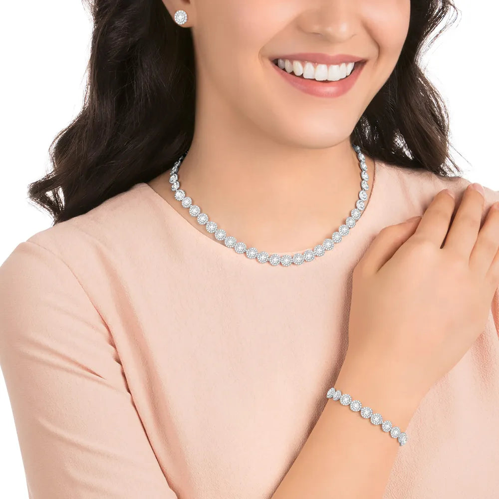 Conjunto angelical todo alrededor, blanco