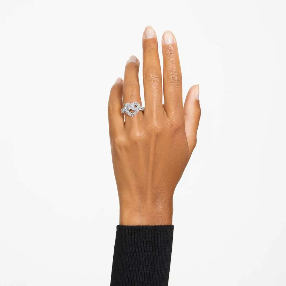 Anillo de cóctel Matrix, combinación de cortes, corazón, blanco