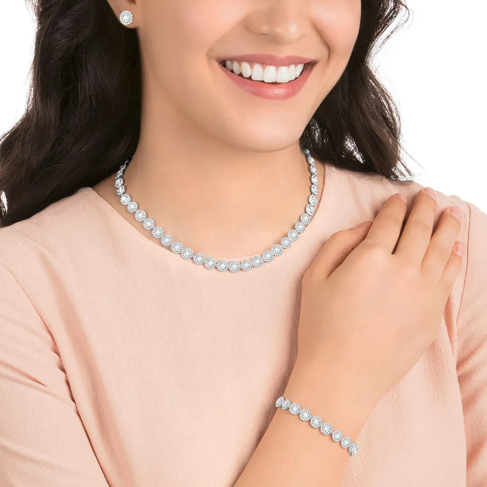 Conjunto angelical todo alrededor, blanco